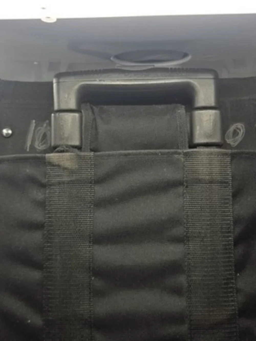 G-PRO-4W-6VMC 4U Rolling Rack Case with 6 Wireless‎ Mic Storage Lid - USA